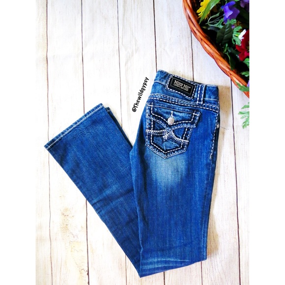 NWT | Signature miss me jeans 🍃 - Picture 4 of 5